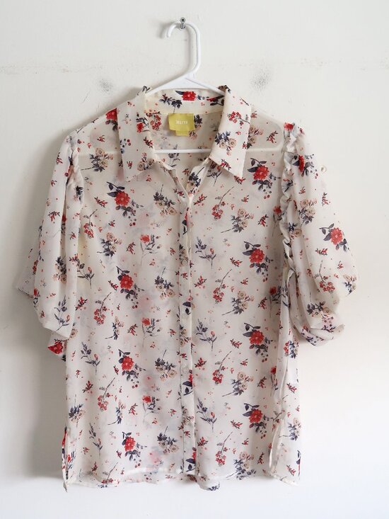Anthropologie Tops - Anthropologie Maeve Floral Blouse - Size Large